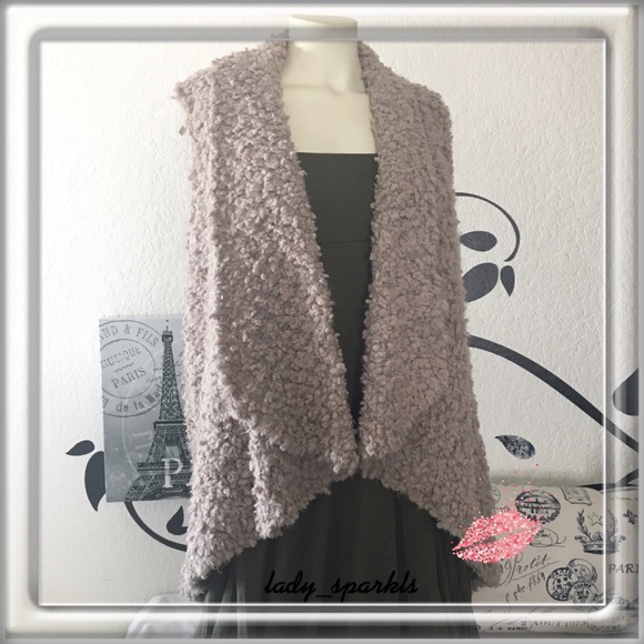 Altar'd State Jackets & Blazers - Altar’d State | nubby vest duster size extra small / tan brown